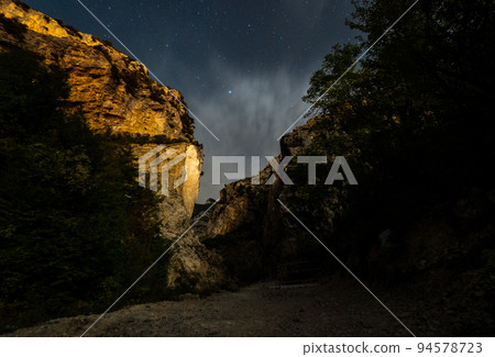 Romantic walk in Italy mountains vacation 94578723