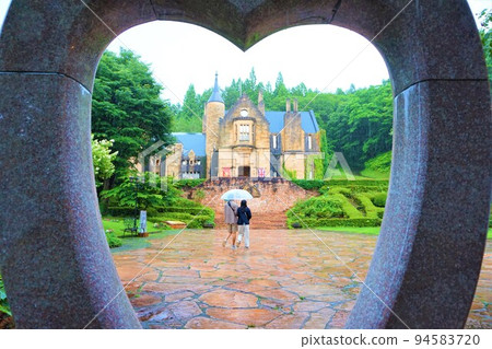 Lockhart Castle Marble Village Lockhart Castle Photo Spot Heart Object Stone Statue 94583720