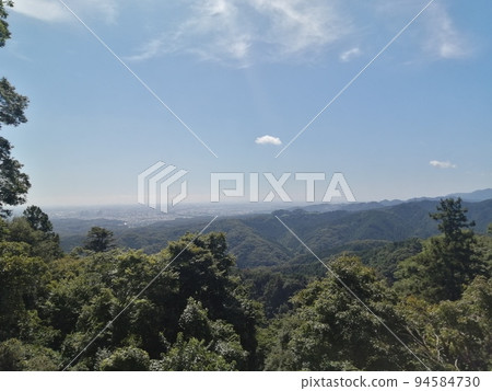 從高尾山眺望 94584730