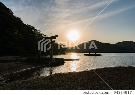 Watatsumi Shrine Dusk Tsushima 94584917