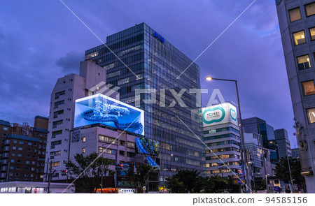 日本東京城市景觀表參道站、青山街等景觀 = 9 月 21 日 日本東京城市景觀表參道站、青山街等景觀 = 9 月 21 日 94585156