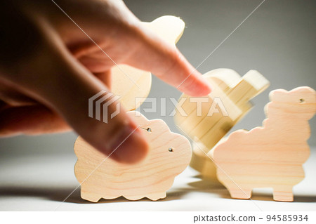 推倒積木圖片 94585934