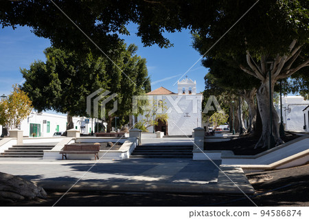 Square of Help (Plaza de los Remedios), Yaiza, Lanzarote Square of Help (Plaza de los Remedios), Yaiza, Lanzarote 94586874