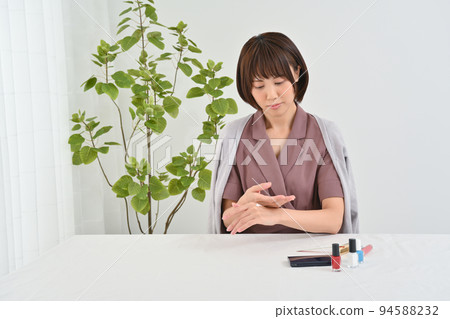 婦女繪畫護手霜 94588232