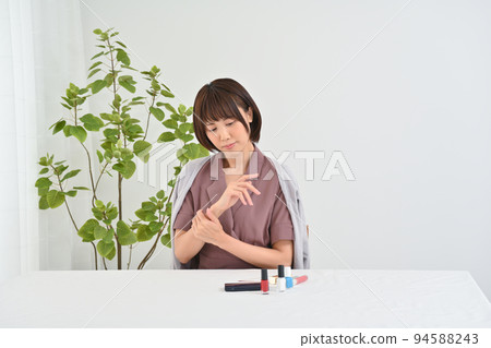 婦女繪畫護手霜 94588243