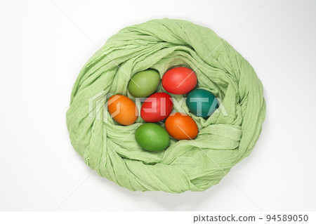 Easter eggs of different colors. Preparing for Easter Week. 94589050