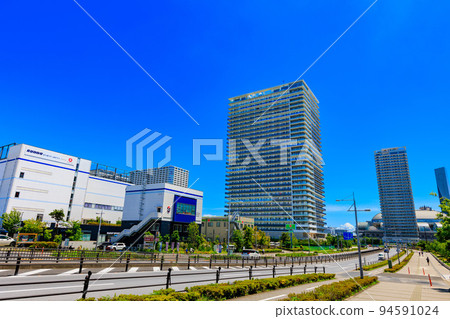 有明，江東區，東京都市風景與塔式公寓 94591024