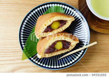 Chestnut Dorayaki Japanese Sweets Chestnut Dorayaki Japanese Sweets 94591893