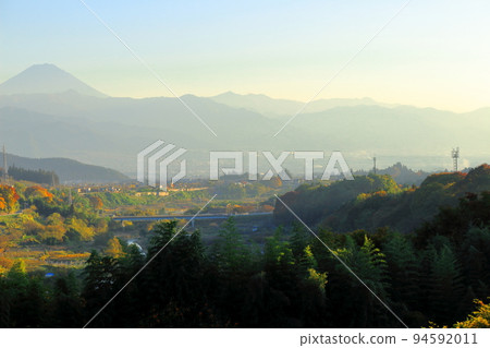 秩父地區美麗的秋葉 94592011