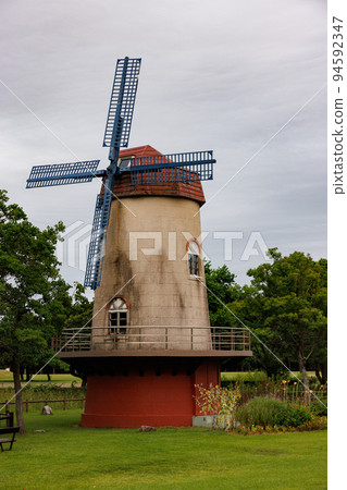 Windmill Park's windmill, Hamamatsu City, Shizuoka Prefecture 94592347