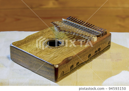 A kalimba that plays soothing tones A kalimba that plays soothing tones 94593150