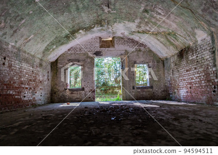 隧道的景色 94594511