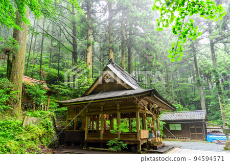 神秘的神社“能量點/正殿風景”上色見熊野馬神社(阿蘇郡高森町上色見) 神秘的神社“能量點/正殿風景”上色見熊野馬神社(阿蘇郡高森町上色見) 94594571