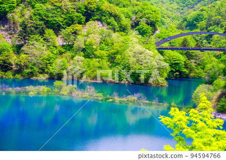 Fresh green Shimbashigawa dam Fresh green Shimbashigawa dam 94594766