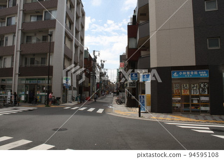 京急線梅屋敷站前 京急線梅屋敷站前 94595108