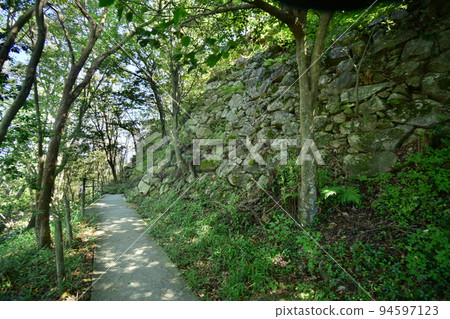 Kuruwa和近江國“八幡山城”的景色 Kuruwa和近江國“八幡山城”的景色 94597123