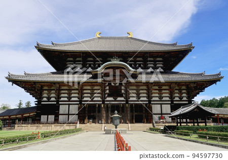 東大寺大佛殿近藤奈良大佛 94597730