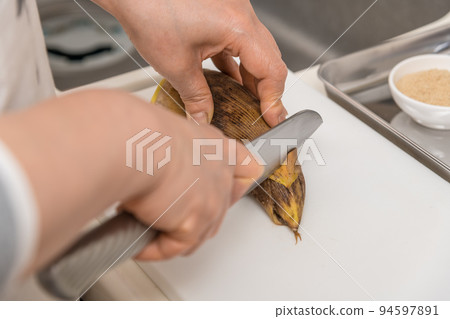 [Preparation for removing bamboo shoots] 94597891