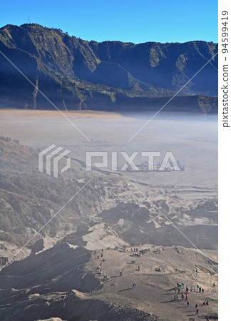 婆羅摩山，印度尼西亞爪哇的聖山 94599419