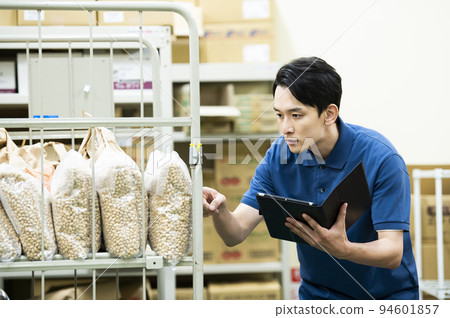 Male warehouse inspection product delivery distribution warehouse work job 94601857