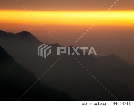 阿里山、新中浩郎 94604716