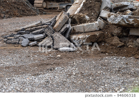 Asgara and Kongara removed from a civil engineering site 94606318