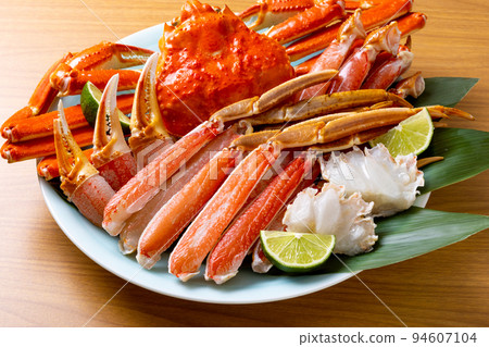 Snow crab crab sashimi 94607104