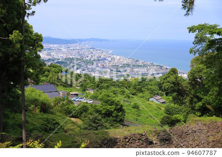 Odawara Castle seen from Ishigakiyama Castle 94607787