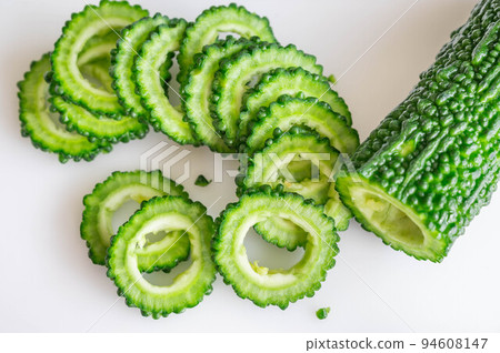 sliced goya 94608147