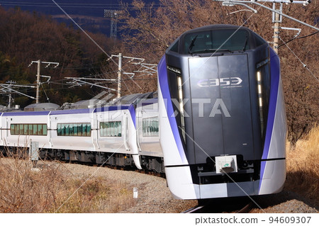 E353系列中央線特快 94609307