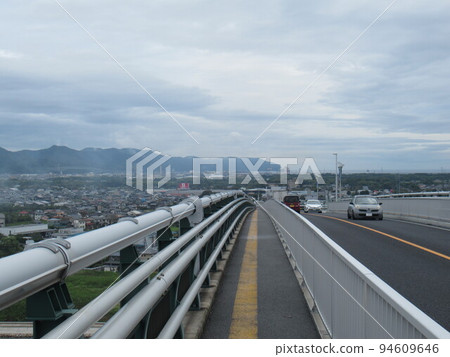 Walk down the Eshima Bridge 94609646