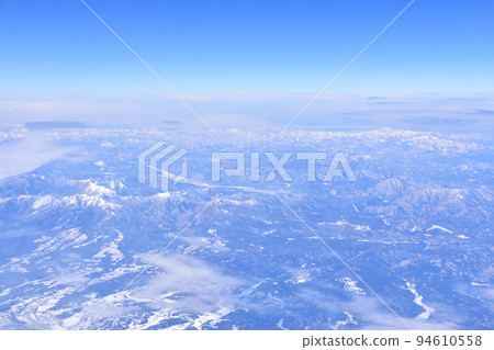 雪中的那須岳及其周邊地區的鳥瞰圖 雪中的那須岳及其周邊地區的鳥瞰圖 94610558