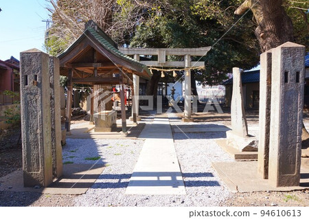 諏訪神社鳥居手水屋鹿兒原南口 94610613