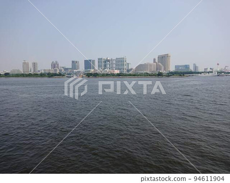 Odaiba seen from the sea Odaiba seen from the sea 94611904