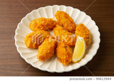 Deep fried oysters  94613944