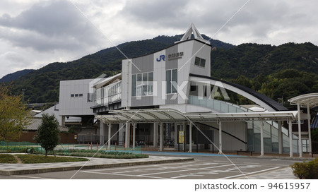 South exit of JR Onoura Station in Hatsukaichi City, Hiroshima Prefecture 94615957