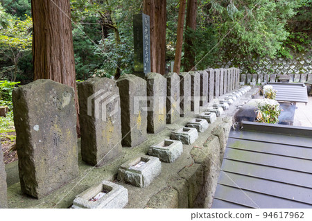 Iimoriyama, Aizuwakamatsu City, the graveyard of the Byakkotai members Iimoriyama, Aizuwakamatsu City, the graveyard of the Byakkotai members 94617962