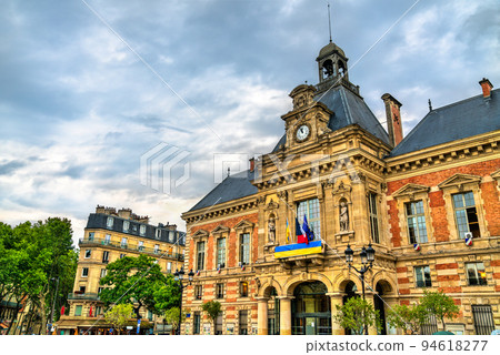 City hall of XIX arrondissement with Ukrainian Flags in Paris, France 94618277
