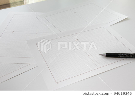 Manuscript paper and pen on the desk Manuscript paper and pen on the desk 94619346