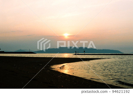 sunset (film photo) sunset (film photo) 94621192