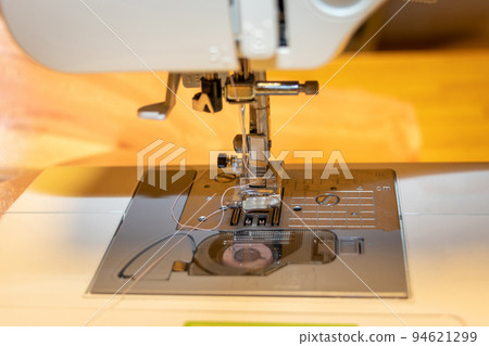 threaded sewing machine needle threaded sewing machine needle 94621299