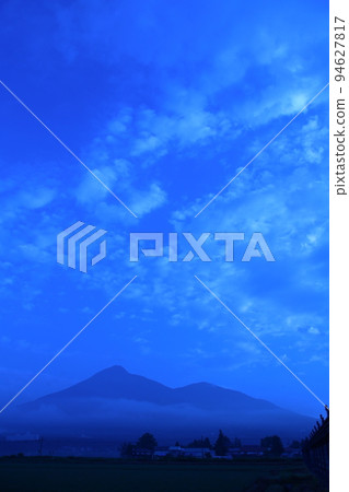 黎明前的萬代 94627817