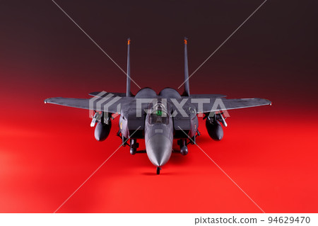 Plastic Model 1/32scale McDonnell Douglas F-15E Strike Eagle Red Back Plastic Model 1/32scale McDonnell Douglas F-15E Strike Eagle Red Back 94629470