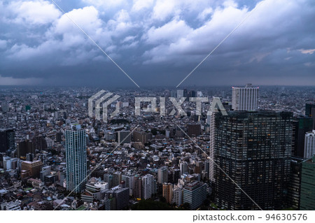 "Tokyo" Guerrilla heavy rain approaching in front of you, unstable atmosphere "Tokyo" Guerrilla heavy rain approaching in front of you, unstable atmosphere 94630576