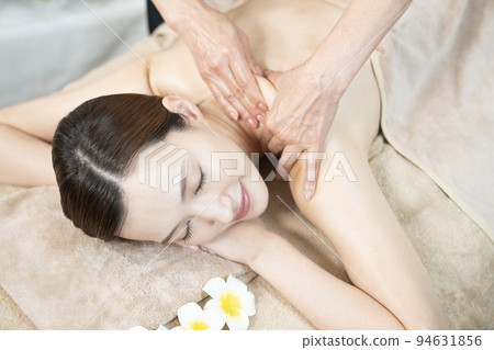 審美婦女秀麗放鬆 94631856