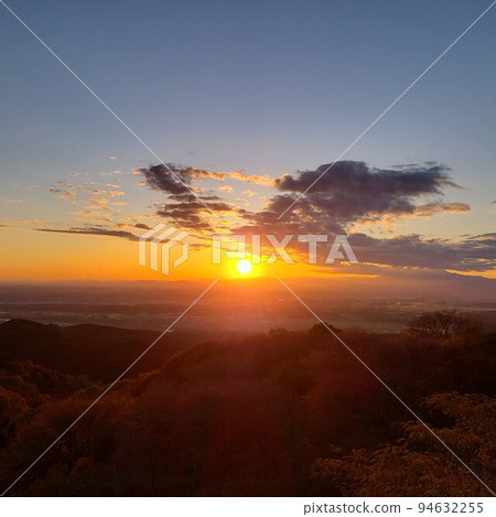 Dusk viewed from Mt. Otei Observatory in Otawara City, Tochigi Prefecture in autumn [November] 94632255