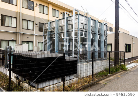 儲水罐和污水處理廠中的乙醇和燒鹼罐 94633590