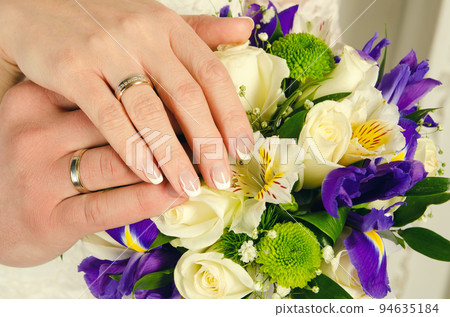 wedding hands wedding hands 94635184