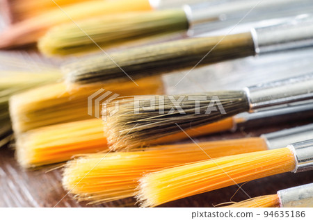 brushes brushes 94635186