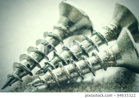 three screws three screws 94635322